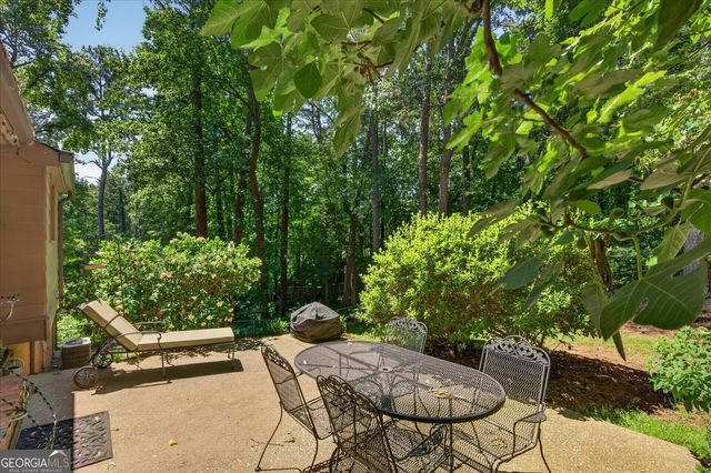 2160 Jay Lane SE, Smyrna, GA 30080
