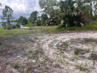 NET COURT, North Port, FL 34288