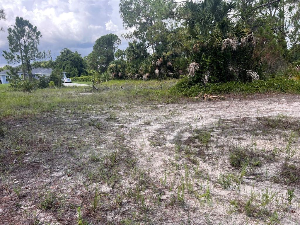 NET COURT, North Port, FL 34288