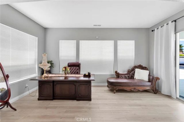 19277 Stratford Way, Apple Valley, CA 92308