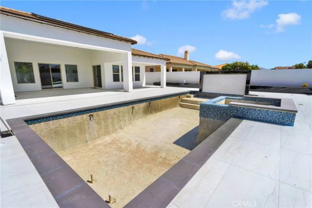 19277 Stratford Way, Apple Valley, CA 92308