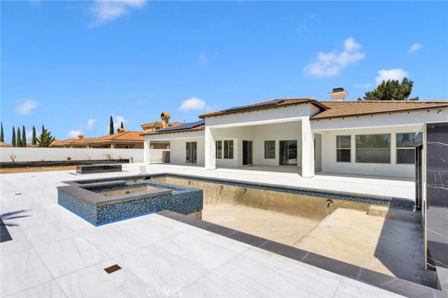 19277 Stratford Way, Apple Valley, CA 92308