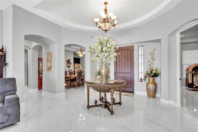 19277 Stratford Way, Apple Valley, CA 92308