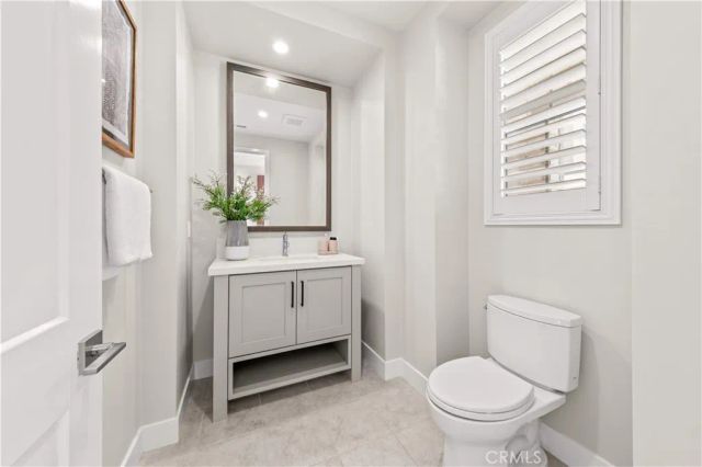 147 Fairgreen, Irvine, CA 92618