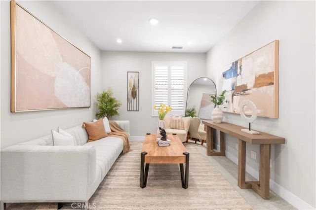147 Fairgreen, Irvine, CA 92618