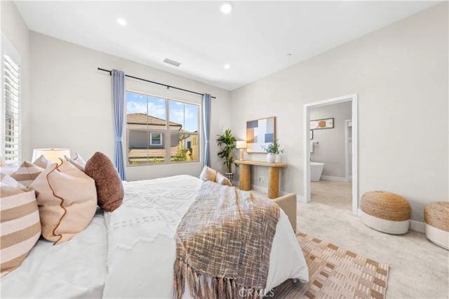 147 Fairgreen, Irvine, CA 92618