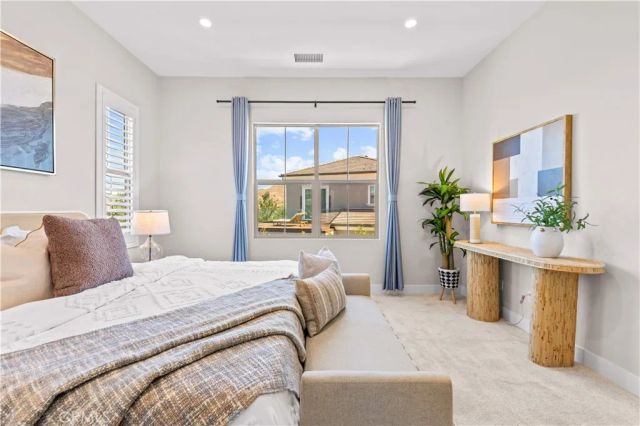 147 Fairgreen, Irvine, CA 92618