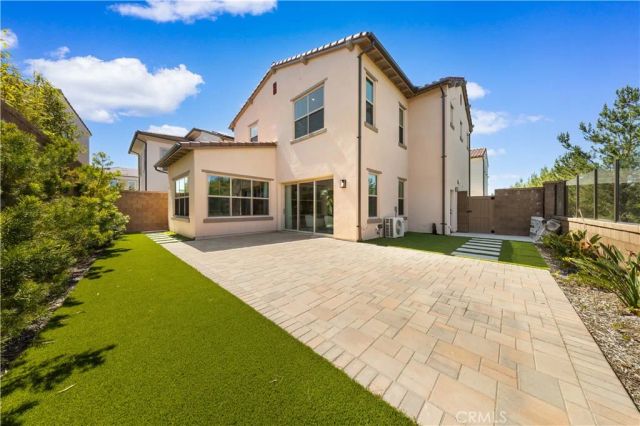 147 Fairgreen, Irvine, CA 92618
