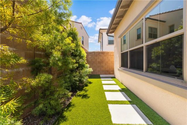 147 Fairgreen, Irvine, CA 92618