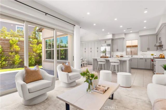 147 Fairgreen, Irvine, CA 92618