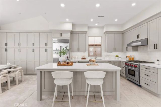 147 Fairgreen, Irvine, CA 92618