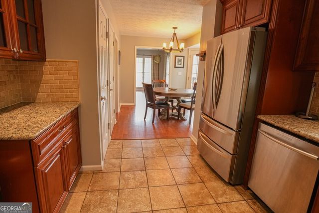 4251 Joshua Way, Kennesaw, GA 30144