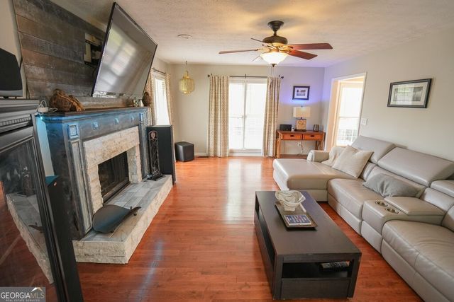 4251 Joshua Way, Kennesaw, GA 30144