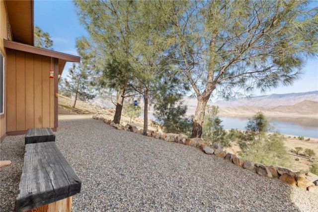 4652 Falcon Drive, Lake Isabella, CA 93240
