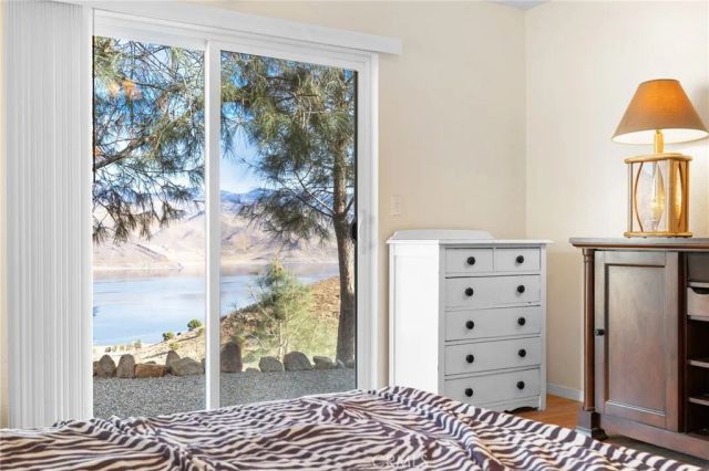 4652 Falcon Drive, Lake Isabella, CA 93240