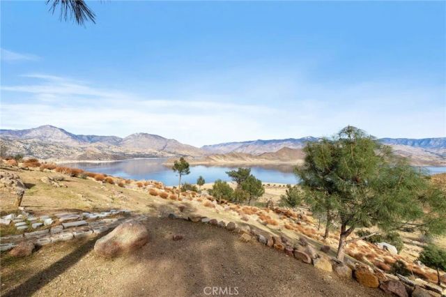 4652 Falcon Drive, Lake Isabella, CA 93240
