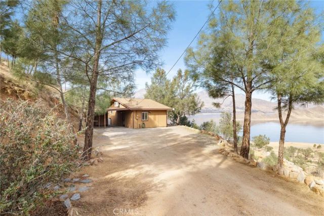 4652 Falcon Drive, Lake Isabella, CA 93240
