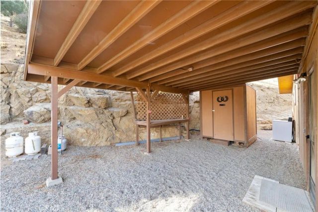 4652 Falcon Drive, Lake Isabella, CA 93240