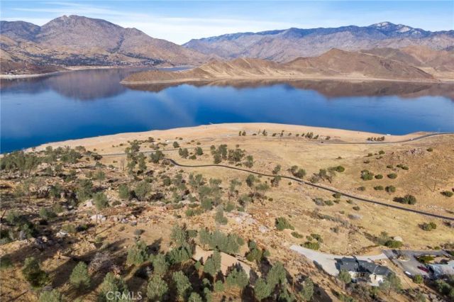 4652 Falcon Drive, Lake Isabella, CA 93240