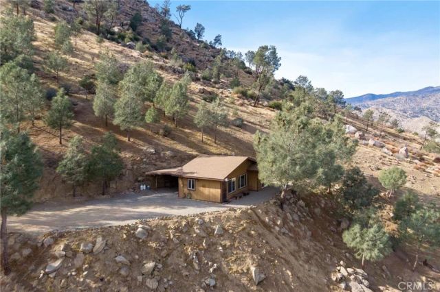 4652 Falcon Drive, Lake Isabella, CA 93240