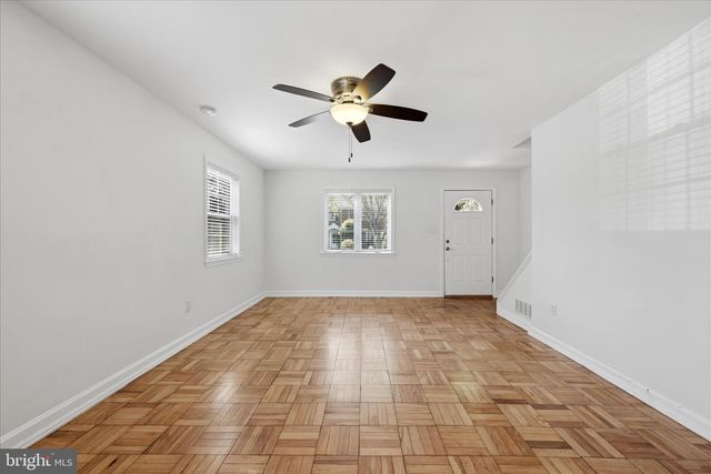 101 MOUNT VERNON AVE, Alexandria, VA 22301