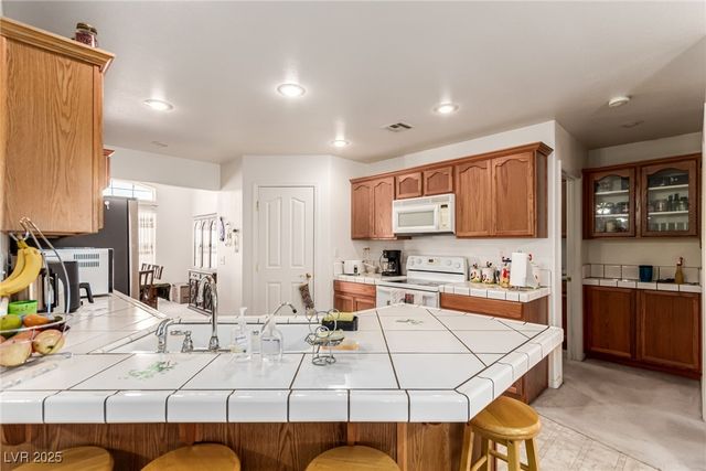 2740 West Gamebird Road, Pahrump, NV 89048