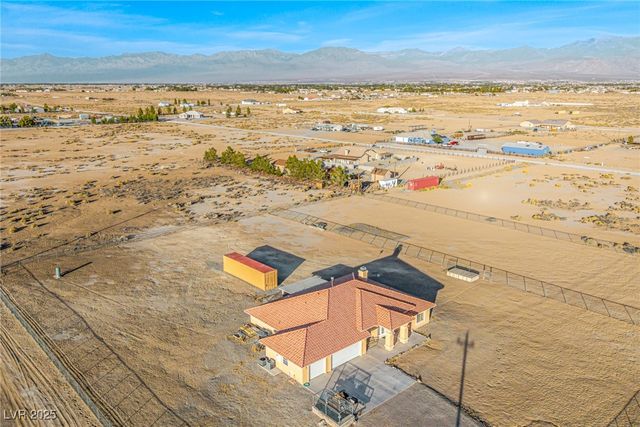 2740 West Gamebird Road, Pahrump, NV 89048
