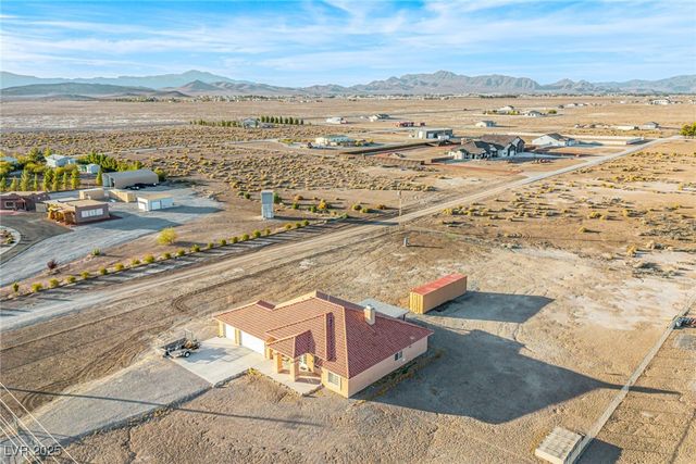 2740 West Gamebird Road, Pahrump, NV 89048