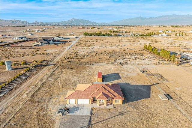 2740 West Gamebird Road, Pahrump, NV 89048