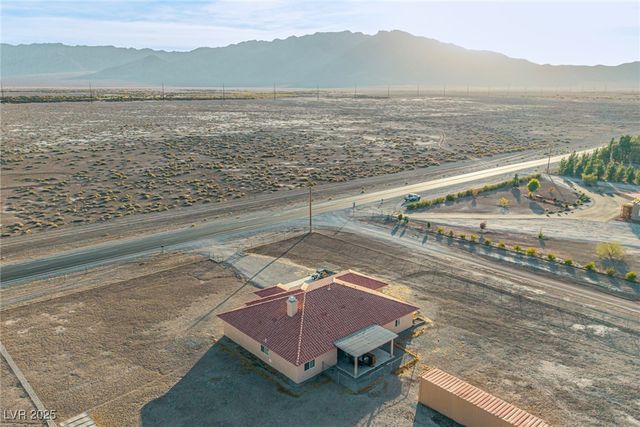 2740 West Gamebird Road, Pahrump, NV 89048
