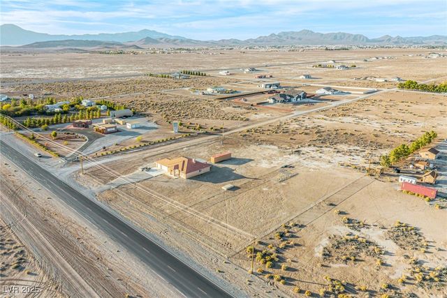 2740 West Gamebird Road, Pahrump, NV 89048
