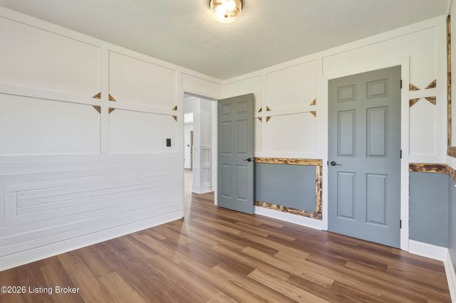 5127 Braidwood Dr, Louisville, KY 40219