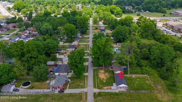 5127 Braidwood Dr, Louisville, KY 40219