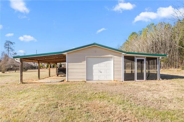 802 Quailmeadow Lane, Colfax, NC 27235