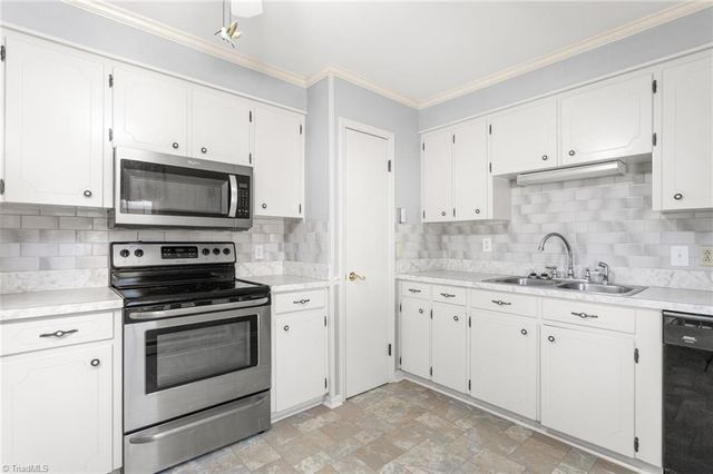 802 Quailmeadow Lane, Colfax, NC 27235