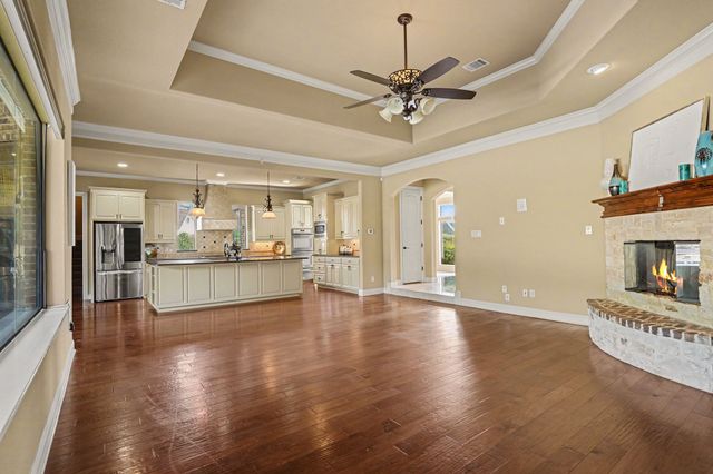 6909 Heritage Oaks Drive, Mansfield, TX 76063