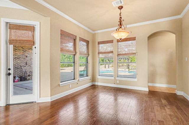 6909 Heritage Oaks Drive, Mansfield, TX 76063