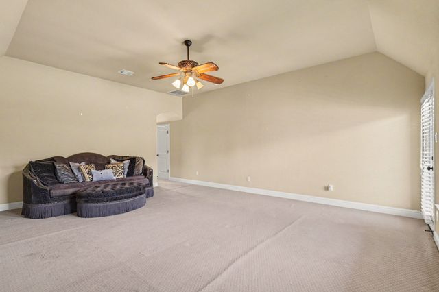 6909 Heritage Oaks Drive, Mansfield, TX 76063