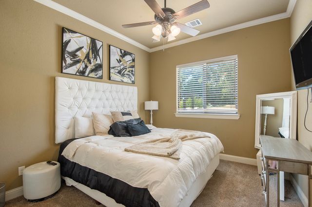 6909 Heritage Oaks Drive, Mansfield, TX 76063