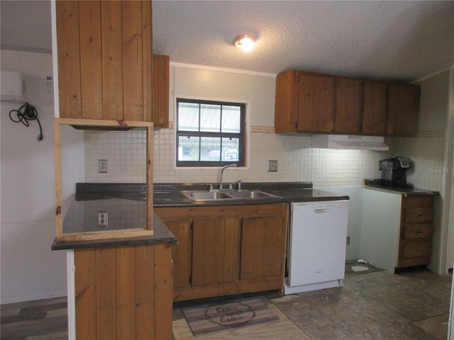 18640 SE 22ND LANE, Silver Springs, FL 34488