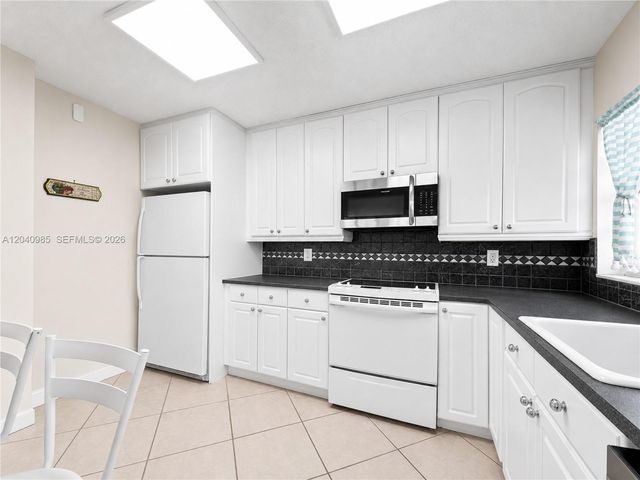 1817 S Ocean Dr 620, Hallandale Beach, FL 33009