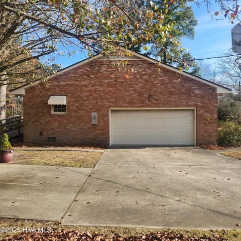 727 Fairlane Drive, Grifton, NC 28530