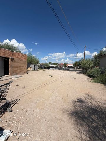 712 W Calle Adelanto, Tucson, AZ 85705