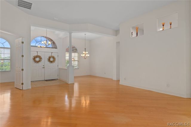 291 S Paladinn Circle, Inverness, FL 34453