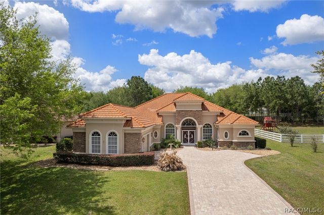 291 S Paladinn Circle, Inverness, FL 34453