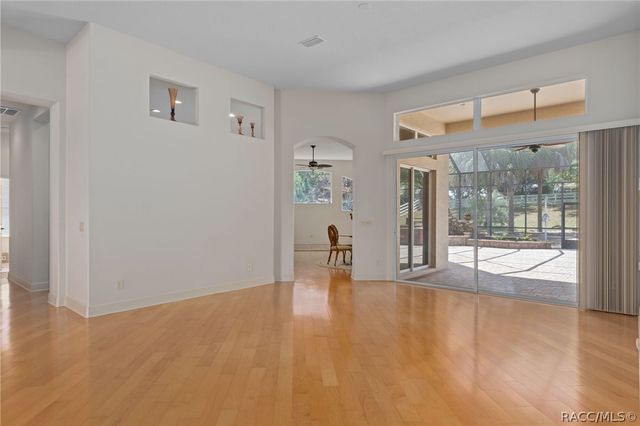 291 S Paladinn Circle, Inverness, FL 34453