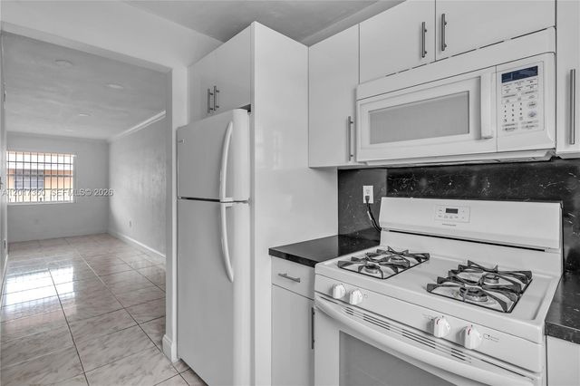 3800 SW 102nd Avenue 206, Miami, FL 33165