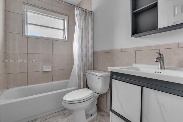 3800 SW 102nd Avenue 206, Miami, FL 33165