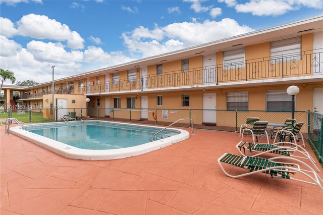 3800 SW 102nd Avenue 206, Miami, FL 33165