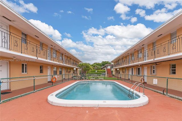 3800 SW 102nd Avenue 206, Miami, FL 33165